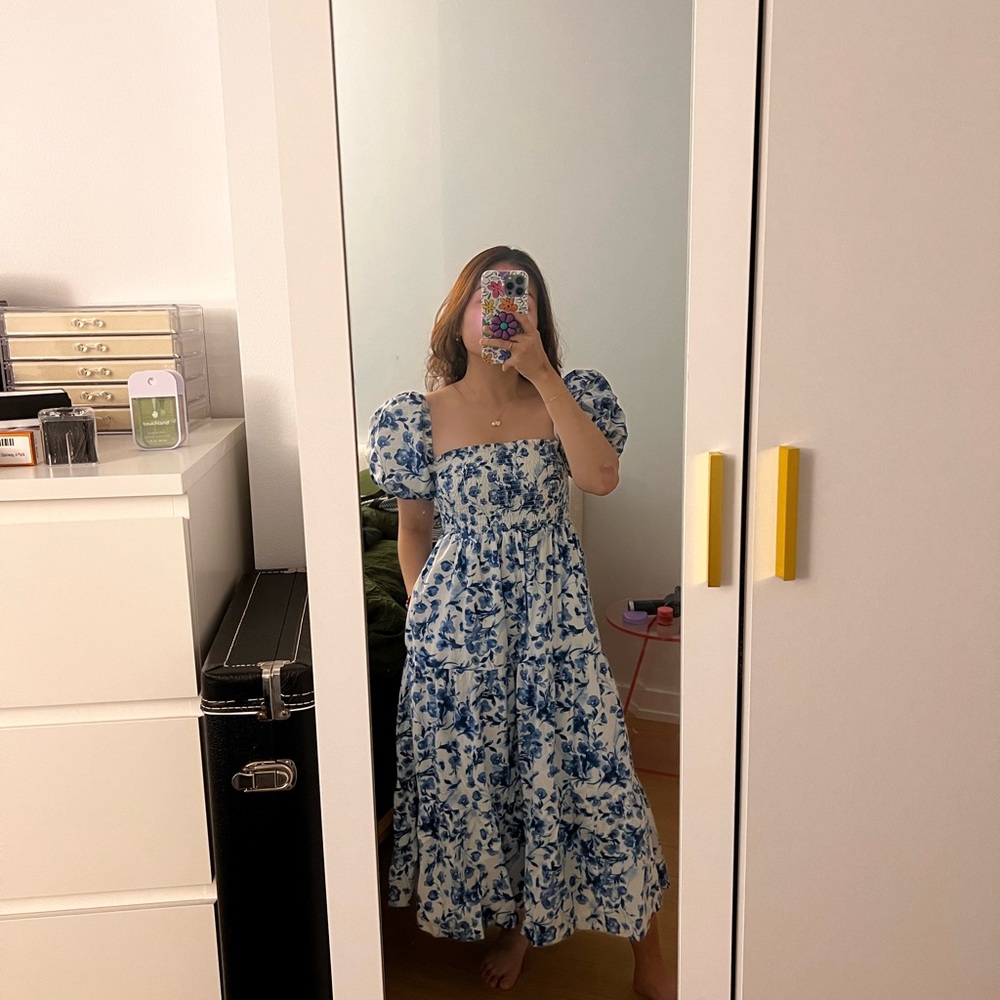 Abercrombie & Fitch Smocked Bodice Poplin Midi Dress